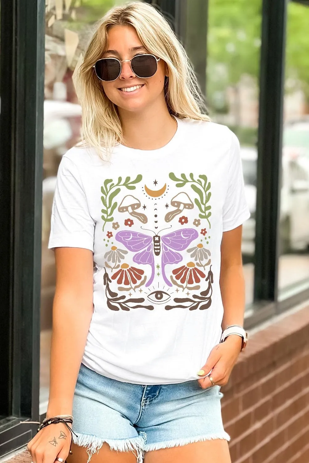 Women's Boho Butterflies Shirts Moon Moth Flower Tshirt Botanical Bee Print Tee Nature Lovers Tops